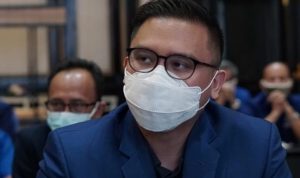 WASPADA OMICRON: Anggota DPRD Kota Bandung Rendiana Awangga, mengingatkan Pemkot Bandung agar tidak lengah melakukan pengawasan secara intens.