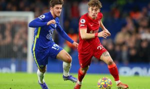 Duel pemain Liverpool dan Chelsea, beberapa waktu lalu. (@LFC/Twitter)