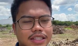 Jubir Muda PAN Valeryan Bramasta ketika mengomentari proyek Sirkuit Formula E