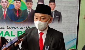 Kepala Kantor Kemenag Kota Bandung Tedi Ahmad Junaedi ketika menjelaskan tentang Moderasi Beragama (Foto:Yuga Jabareskpres)