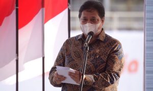 Menko airlangga Hartarto ketika berbicara didepan pengurus HIPMI ketika memaparkan pemulihan ekonomi nasional.