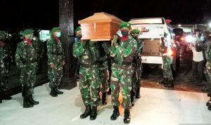 Tiga Prajurit TNI Tewas Diserang KKB Papua Prajurit TNI Tewas Diserang KKB Papua. (Foto: JawaPos.com)
