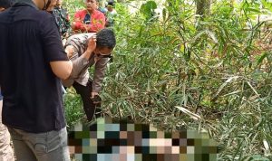 Warga Mande Cianjur Geger! Sosok Mayat Penuh Luka Bakar Ditemukan di Kebun Warga Mande Cianjur Geger! Sosok Mayat Penuh dengan Luka Bakar Ditemukan di Kebun sehingga membuat warga geger
