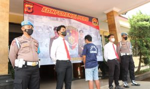 Tak Tanggung-Tanggung, Mantan Kades Cihawuk Korupsi 800 Juta Tak Tanggung-Tanggung, Mantan Kades Cihawuk Korupsi 800 Juta