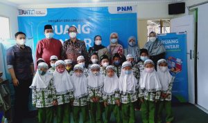 Melalui Ruang Pintar, PNM Bandung Fasilitasi Siswa Belajar Daring