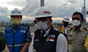 Tol Cisumdawu akan Diberi Nama Tokoh Pahlawan dari Sunda, Ini Namanya Gubernur Jawa Barat, Ridwan Kamil saat kunjungi pembukaan pengoperasian Tol Cisumdawu seksi 1. (Jabar Ekspres)