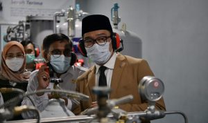 Ridwan Kamil Cek Fasilitas RSUD Kabupaten Bekasi untuk Antisipasi Omicron Gubernur Jawa Barat, Ridwan Kamil
