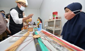 Ridwan Kamil berpesan kepada pemerintah daerah dan anak-anak muda di Kabupaten Purwakarta untuk memanfaatkan Gedung Creative Center ini
