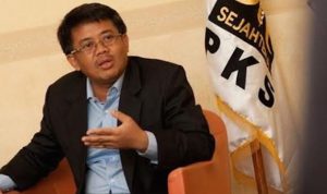 Wakil Ketua Majelis Syuro Partai Keadilan Sejahtera (PKS) Sohibul Iman mengatakan, sudah ada keputusan bahwa partainya akan menokohkan Ketua Majelis Syuro PKS Salim Segaf Al Jufri di Pilpres 2024 mendatang. (dok JawaPos.com)