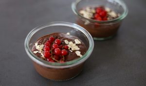 Ilustrasi camilan sehat puding coklat. (Pixabay)