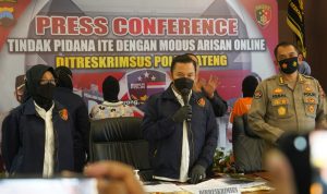 Arisan Online Ilegal Terbongkar, Segini Kerugian Korbannya Polda Jawa Tengah berhasil ungkap kasus arisan online ilegal. (Foto: Dok.Humas Polda Jateng)