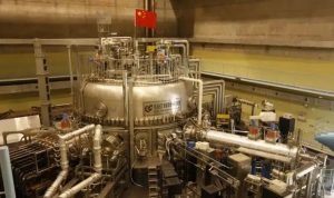 China Ciptakan Matahari Yang Panasnya 5 Kali Lipat Dari Matahari Asli Matahari buatan China atau Experimental Advanced Superconducting Tokamak (EAST). Sumber: Institute of Plasma Physics Chinese Academy of Sciences