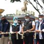 Gubernur Jawa barat, Ridwan Kamil saat meresmikan Revitalisasi kawasan Alun-alun Kuningan. Minggu (30/1). Foto. Sandi Nugraha