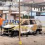 Salah satu kendaraan milik pondok pesantren As Sunnah Lombok yang dibakar. (Foto: radarlombok)
