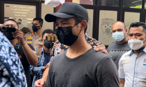 Polisi Berhasil Menangkap Pembuang Sesajen di Gunung Semeru Polisi Berhasil Menangkap Pembuang Sesajen di Gunung Semeru