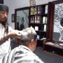 Barbershop Milik Jack Sparrow Gratis Cukur Setiap Hari Jumat