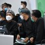 Bupati Bandung Dadang Supriatna memantau keberadaan command center di gedung setda Kab Bandung.