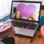 Ilustrasi merayakan valentine secara virtual ditengah masa pandemi.