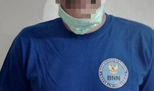 Tersangka pengedar ganja dari Purwasari yang berhasil ditangkap Tim BNNK Karawang.