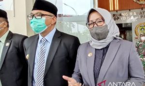 Nama Bupati dan Wabup Bogor Dicatut Untuk Aksi Penipuan Bupati Bogor Ade Yasin bersama Wakil Bupati Bogor Iwan Setiawan. (antara. Fikri Setiawan)