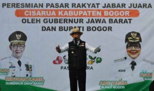 Ridwan Kamil Resmikan Pasar Terluas di Jabar