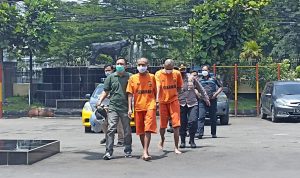 Polisi Berhasil Bekuk Pelaku penjambretan Terhadap Pelajar di Bacip,Yang Viral di Medsos Kedua pelaku penjambretan kepada pelajar SMP di Babakan Ciparay, Kota Bandung.