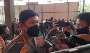 Cepat Ditangkap, Pengeroyok Polisi Saat Demo 11 April Kabid Humas Polda Metro Jaya Kombes Endra Zulpan, saat membenarkan nama korban kecelakaan bersama AKP Novandi bernama Fatimah. Foto: Kenny Kurnia Putra/JPNN.com