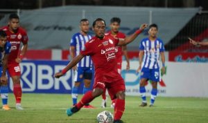 Tony Sucipto Gagal Eksekusi Penalti, Dirinya Ungkapkan Hal Ini Pemain Persija Jakarta Tony Sucipto gagal mencetak gol lewat penalti ke gawang Persiraja Banda Aceh. (Tim Media Persija)