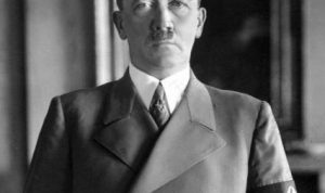 Kumpulan Peristiwa 25 Februari, Hitler Pindah ke Jerman Peristiwa, Sejarah, Internasional,