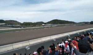 Penonton MotoGP di Mandalika tahun lalu. (Foto: Antara)