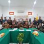 Jajaran pengurus ISEI Komisariat STIE Tridharma dan para dosen STIE Tridharma