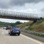 Kendaraan Operasional PT Jasa sarana sedang melintas di Jalan Tol Cisumdawu untuk membangun rencana konektifitas pada proyek pembangunan jalan tol Getaci