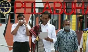 Sikap Luhut Dinilai Tidak Beretika Saat Bersama Jokowi, Ini Sebabnya