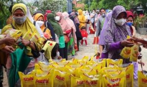 Operasi Pasar Minyak Goreng dengan harga Rp 14 ribu per liter