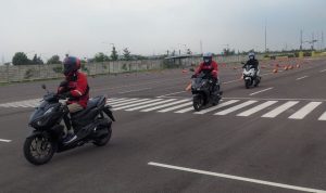 DAM Ajak Pengguna Vario Berlatih Berkendara di Safety Riding Park dan Test Ride All New Honda Vario 160
