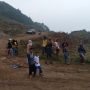 Warga Desa Nagreg, Kecamatan Nagreg, Kabupaten Bandung saat datangi proyek galian C yang diduga ilegal. (Jabar Ekspres)