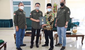 Dadang Supriatna targetkan 80 persen aset Pemkab Bandung sudah disertifikasi pada tahun 2022 untuk mengejar capaian Monitoring Centre For Prevention (MCP) dari Komisi Pemberantasan Korupsi (KPK).