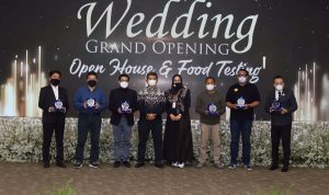 Kolaborasi Triple A Organizer dan PT Pos Indonesia Gelar Open House dan Wedding Expo Triple A Organizer berkolaborasi dengan PT Pos Indonesia menggelar Open House Food Testing dan Grand Opening Triple A Organizer di Ballroom Mas Soeharto Gedung Graha Pos Indonesia, Jalan Banda No. 30 Bandung, Minggu (20/2).