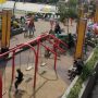 Aktivitas masyarakat di Alun-alun Cicalengka, Kabupaten Bandung saat PPKM Level 3.