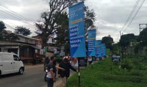 Papan Iklan Produk Rokok yang Terpasang di Wilayah Cimanggung Diduga Belum Kantongi Izin