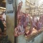 Penjual daging sapi di Pasar Gudang Tigaraksa, Kabupaten Tangerang (Foto:FIN/Rikhi Ferdian)