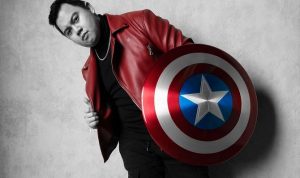 Youtuber Chandra Liow penggemar berat Marvel. (Foto: Instagram @chandraliow)