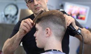Benarkah Mencukur Membuat Rambut Menjadi Tebal?
