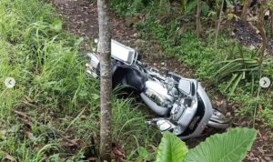 Motor gede (moge) yang diduga menabrak sepasang anak kembar. Foto: Ist via InfoJawabarat/IG