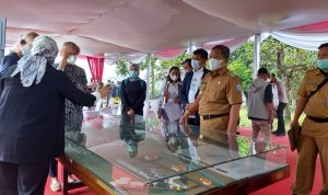 Walikota Yana Mulyana saat menghadiri acara peninjauan lokasi IPAL Bojongsoang, Senin (15/3). (Arvi Resvanty/Jabar Ekspres)