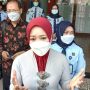 Ketua penggerak PKK Provinsi Jawa barat Atalia Prartya seusia mengunjungi LPKA Kelas II Bandung. Kamis (17/3). Foto. Sandi Nugraha