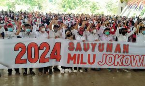 Ribuan Relawan Jokowi Se-Bandung Raya Menyatakan Akan Tetap Setia Ribuan Relawan Jokowi saat acara silaturohim di Soreang Sabtu (19/3). (ist)