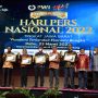 Beberapa Kepala daerah yang mendapat penghargaan dalam Hari Pers Nasional.