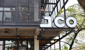 JCO Donut & Coffee Jalan Gatot Subroto No. 267E, Kelurahan Cibangkong Kecamatan Batununggal Bandung.