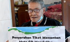 Pembalap motor legendaris asal Jabar Tjetjep Heriyana merasa senang dapat tiket nonton MotoGP Mandalika dari Ridwan Kamil.